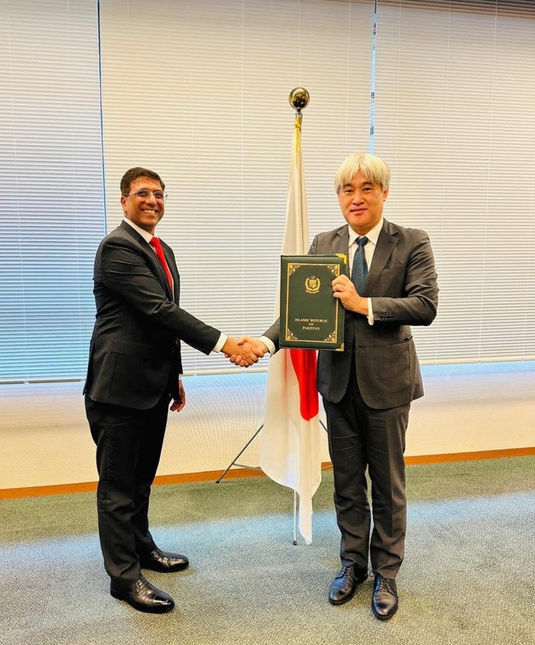 Abdul Hameed Bhutta Presents His Credentials to Japan’s Ministry of Foreign Affairs