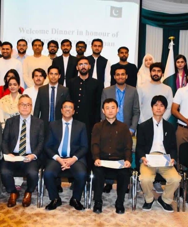 Embassy of Pakistan Hosts Welcome Dinner for Pakistani Students in Japan