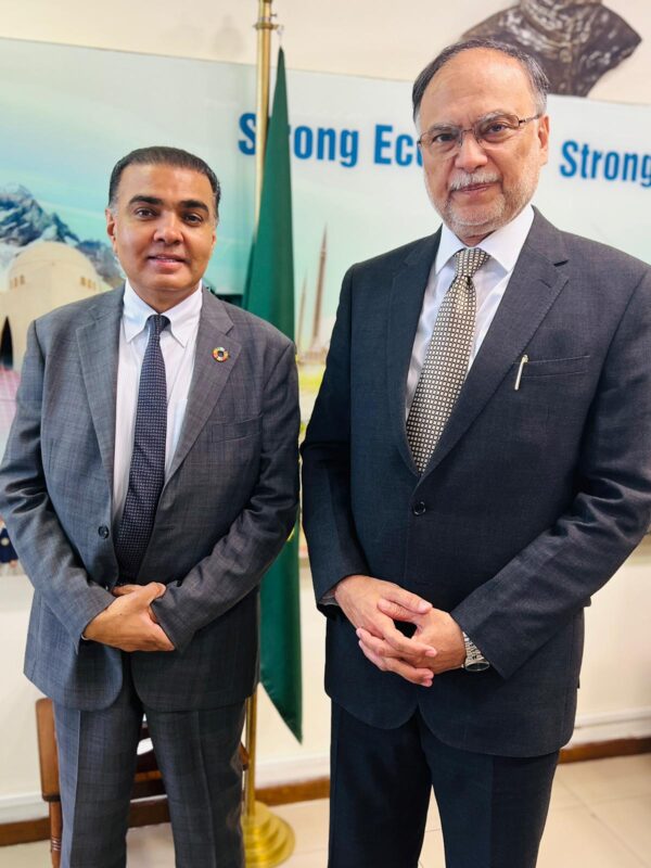 Chaudhry Asif Mahmood — A Symbol of Selfless ServiceBy Irfan Siddiqui, Tokyo